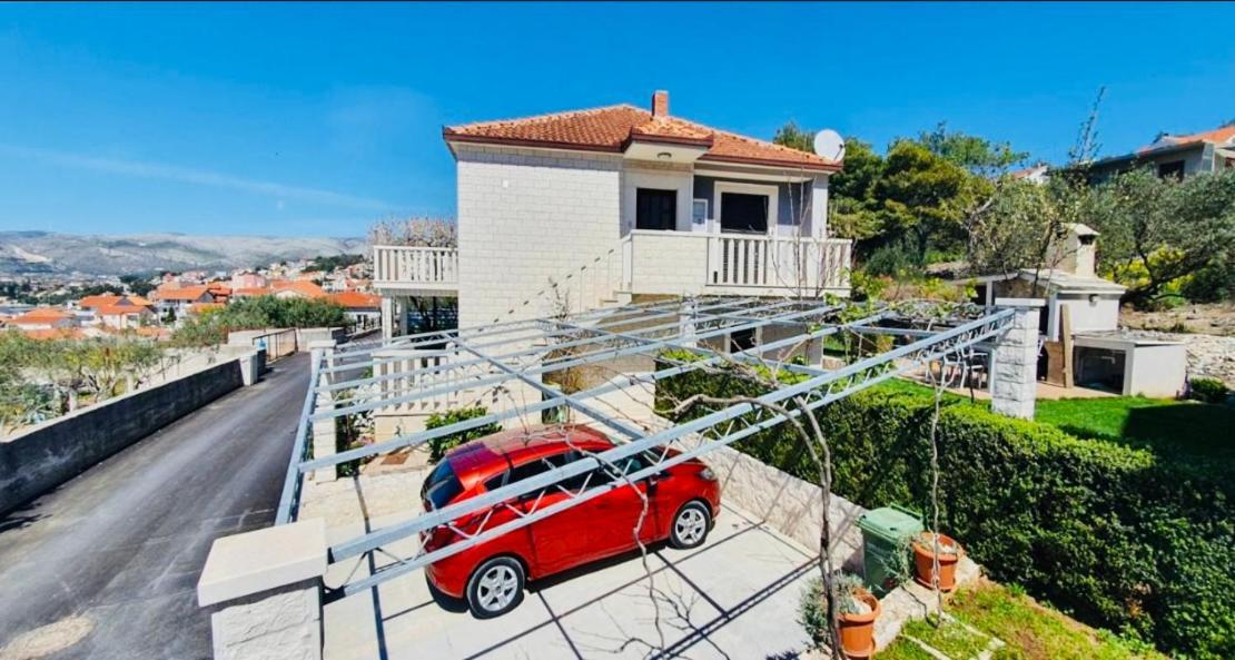 Apartments Mia Okrug Gornji Exterior foto
